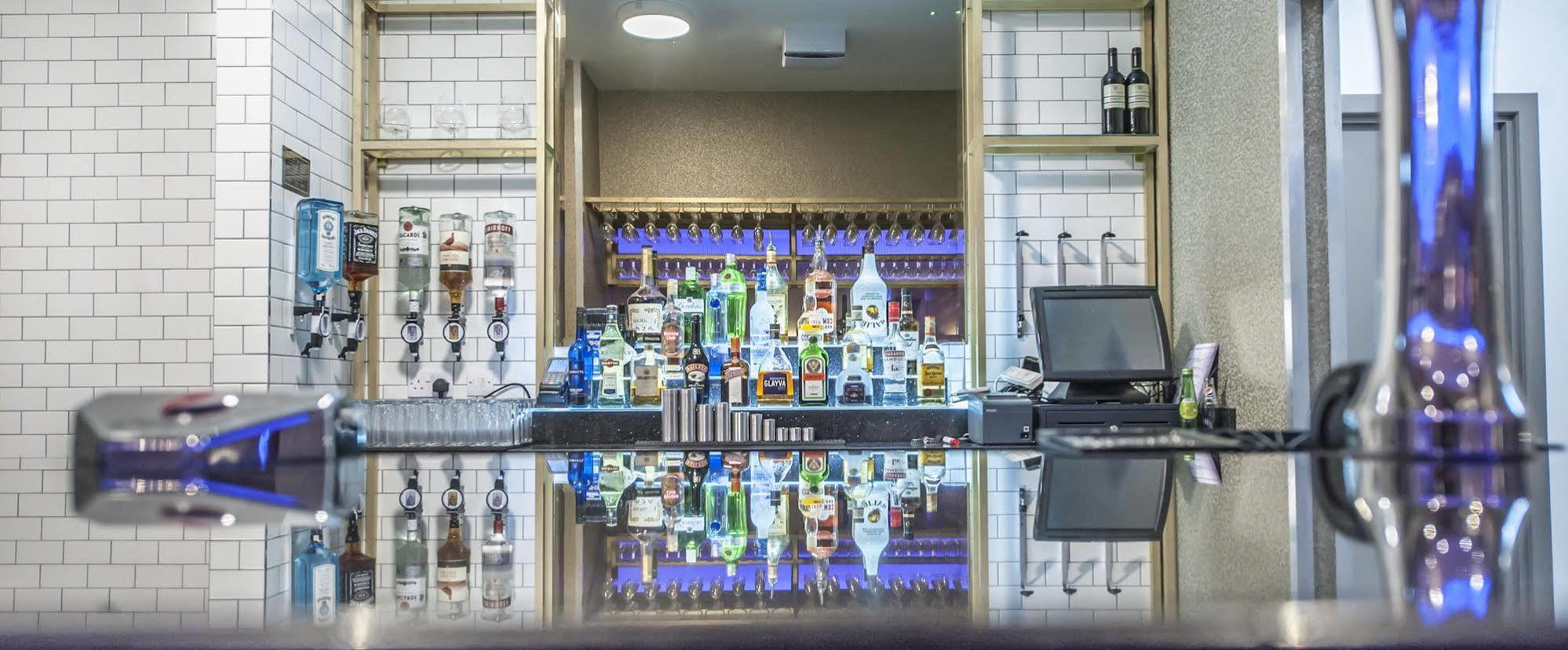 Parklands Hotel & Country Club Newton Mearns Bagian luar foto